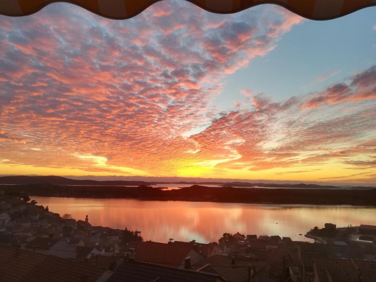 Lara Apartment Šibenik Eksteriør billede