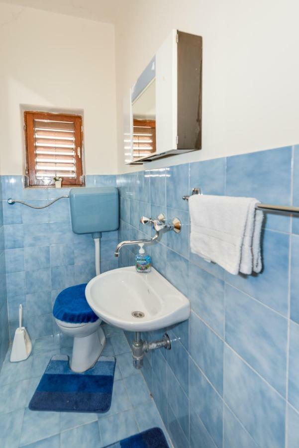 Lara Apartment Šibenik Eksteriør billede